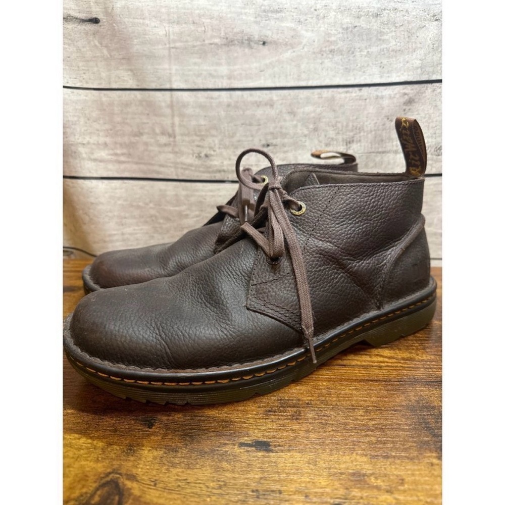 NWOT Dr Martens Sussex Bear Track
Slip Resistant Chukka Boots US
MEN11